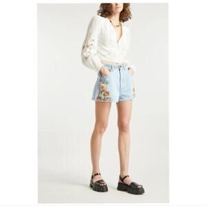 Farm Rio Summer Garden Embroidered Denim Mini Shorts – 31 – NWTG